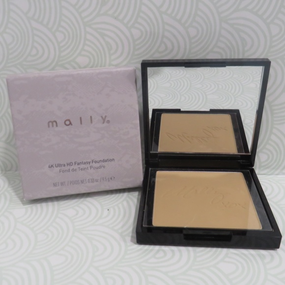 MALLY BEAUTY💥4K ULTRA HD FANTASY FOUNDATION FAIR 💥 - Picture 1 of 7
